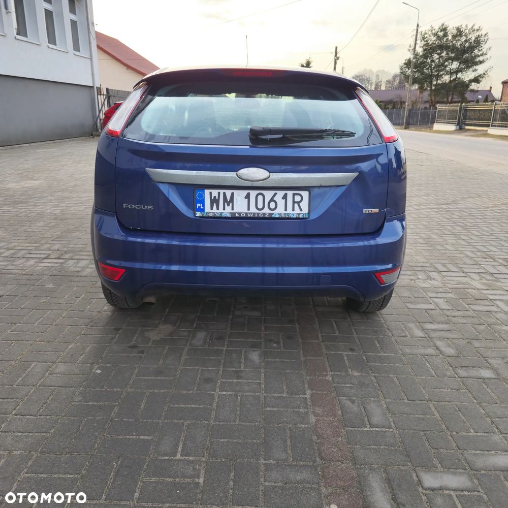 Ford Focus 1.6 TDCi DPF Ambiente - 5