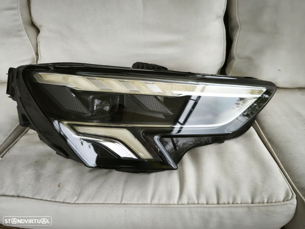 Farol direito completo Full Led matrix Audi A3 8Y - 8Y0941034 - 1