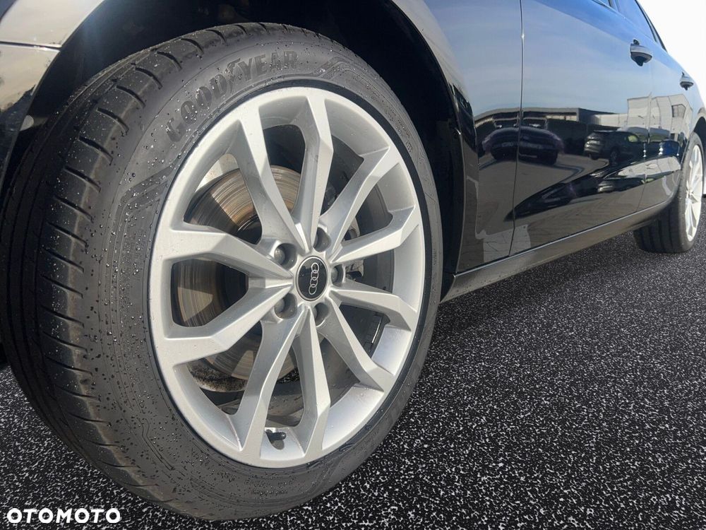 Audi A4 Limousine - 9