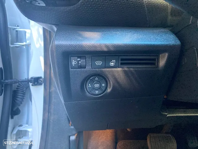 Citroën C4 1.2 PureTech Shine Pack EAT8 - 22