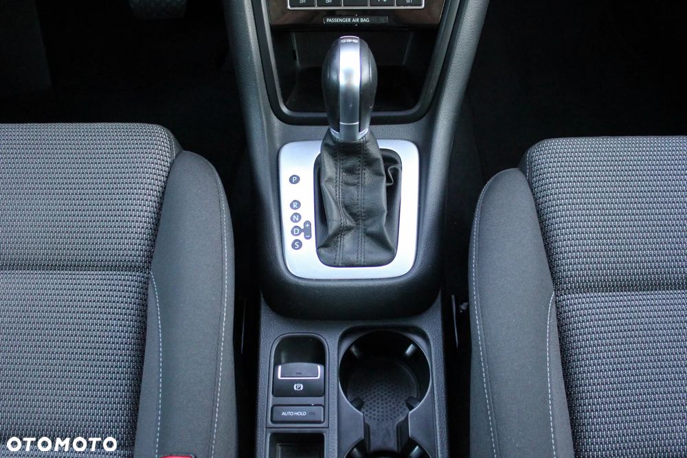 Volkswagen Sharan 2.0 TDI DSG (BlueMotion Technology) Comfortline - 23