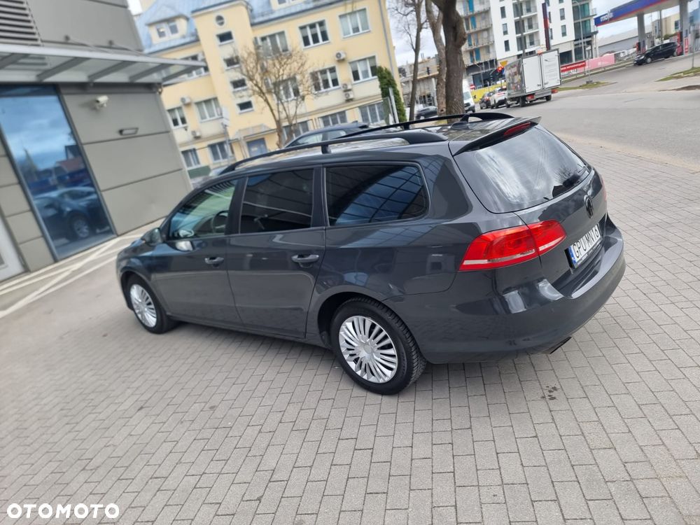 Volkswagen Passat 2.0 TDI Comfortline - 15