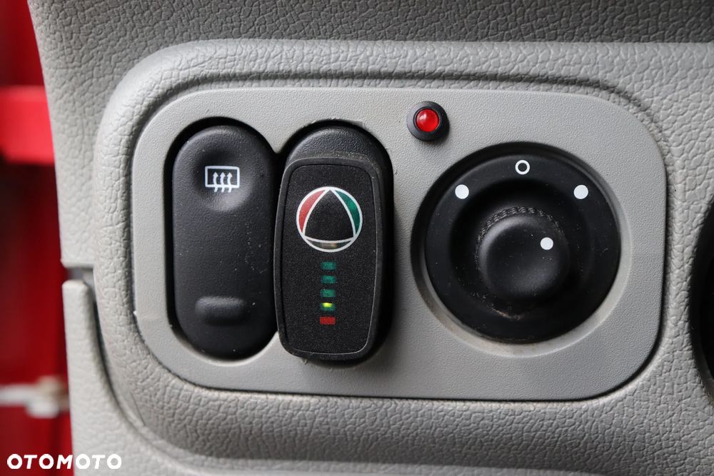 Renault Kangoo 1.2 16V Privilege - 9
