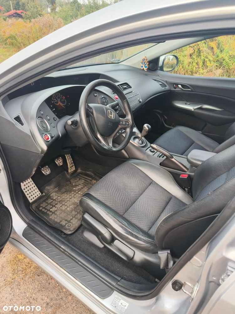 Honda Civic 1.8 GT Special Edition - 3