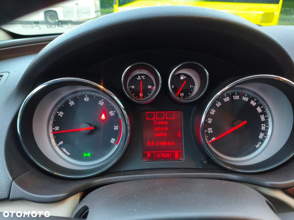 Opel Insignia 2.0 T Edition - 10