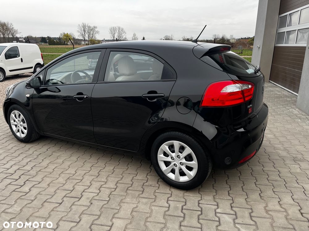 Kia Rio 1.2 M - 7