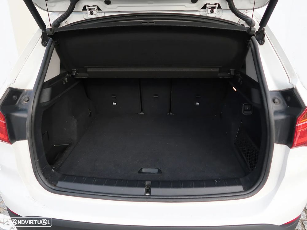 BMW X1 16 d sDrive Line Sport - 15