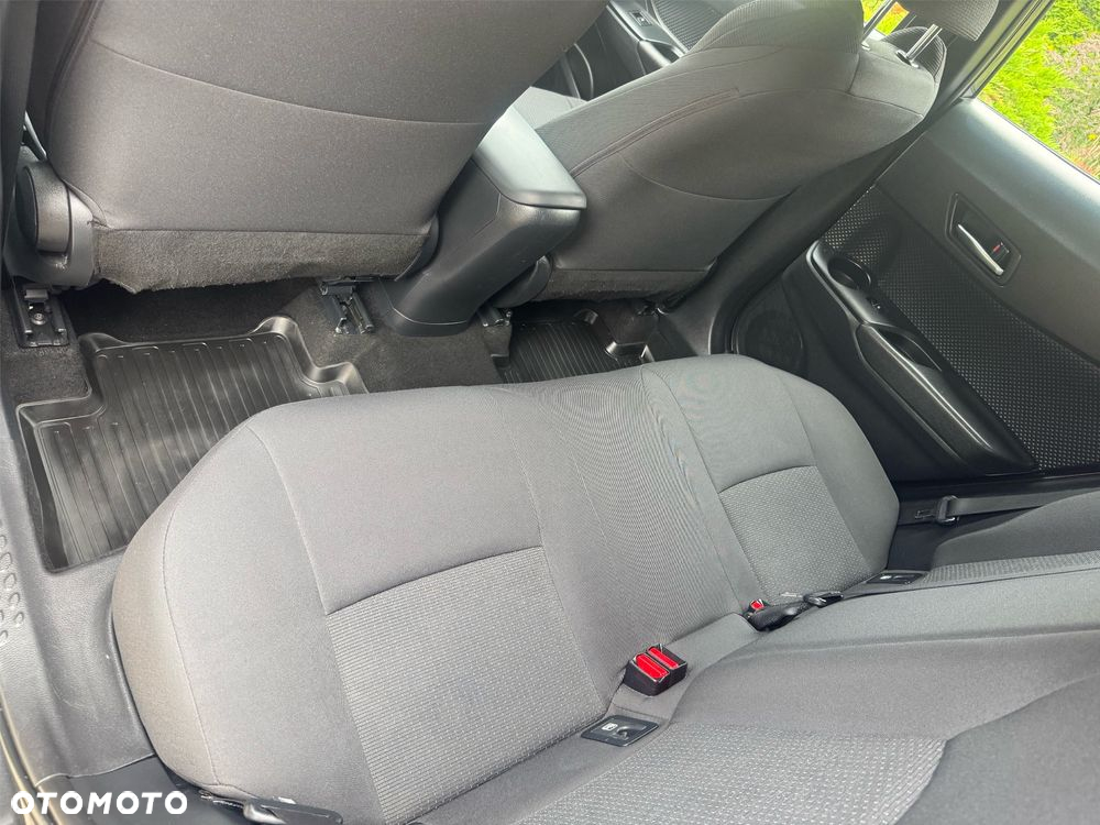Toyota C-HR 1.2 T Premium - 8
