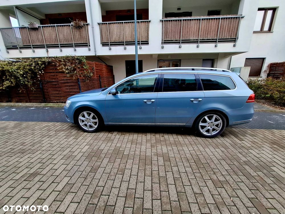 Volkswagen Passat 2.0 TDI DPF DSG Highline - 2