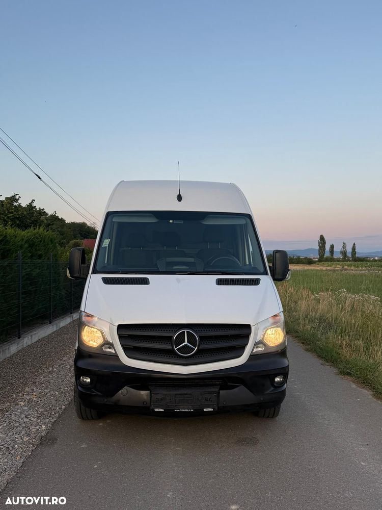 Mercedes-Benz Sprinter - 4