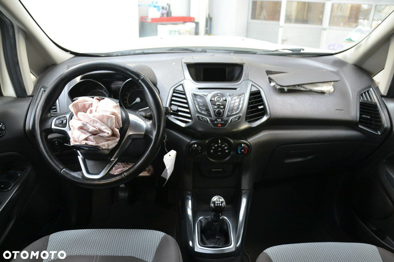 Ford EcoSport - 17