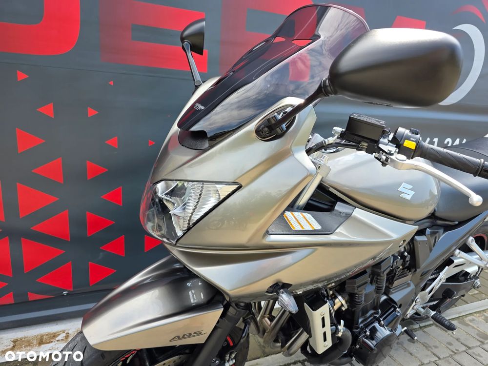Suzuki Bandit - 12