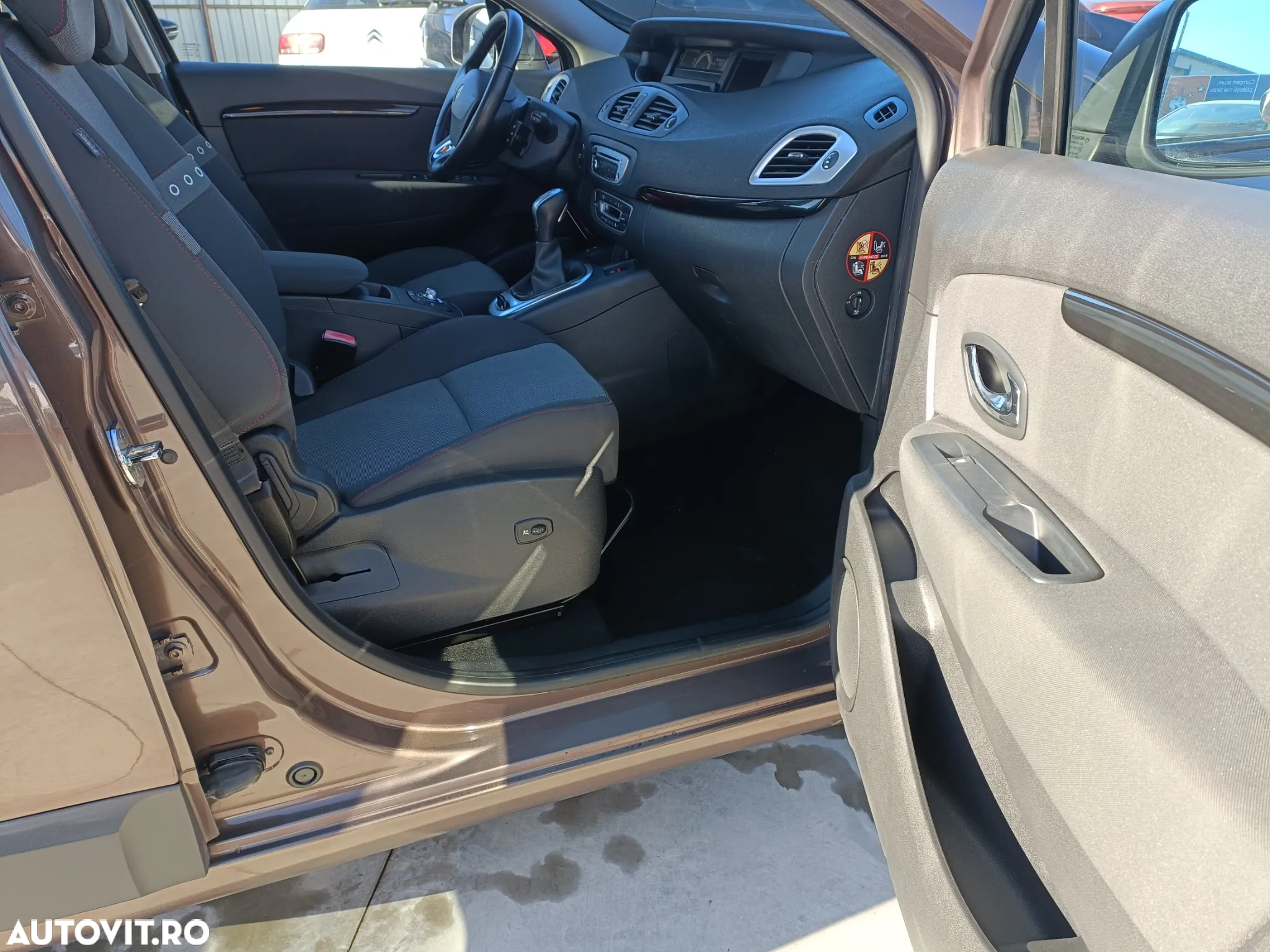 Renault Scenic dCi 110 EDC LIMITED - 21