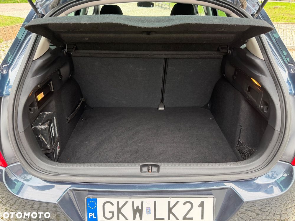 Citroën C4 VTi 120 Style - 33