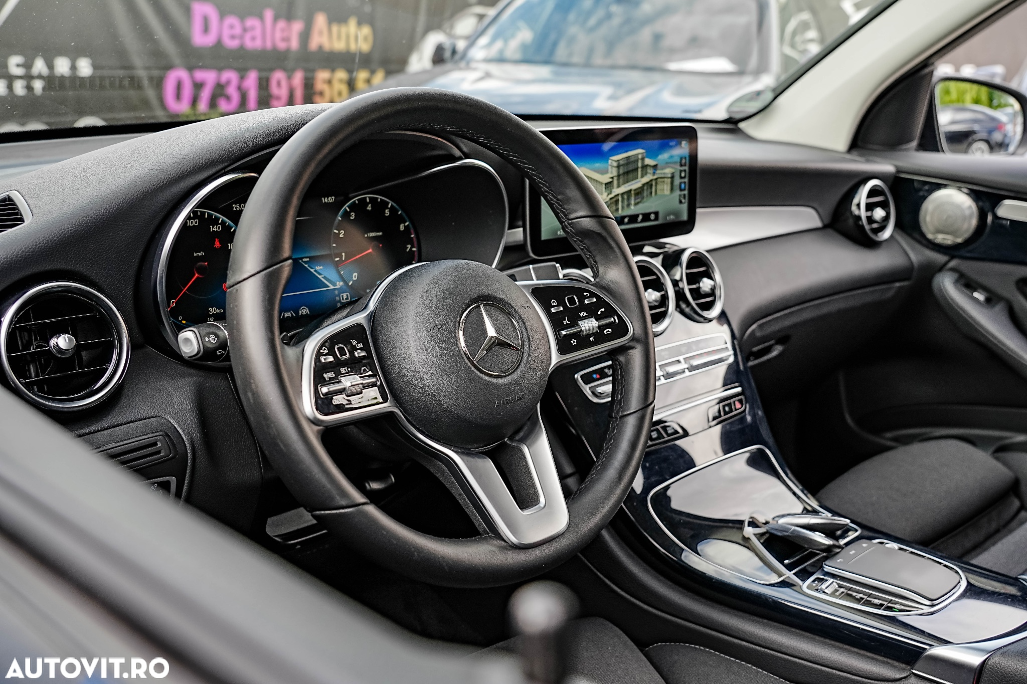 Mercedes-Benz GLC 200 4Matic 9G-TRONIC Exclusive - 8