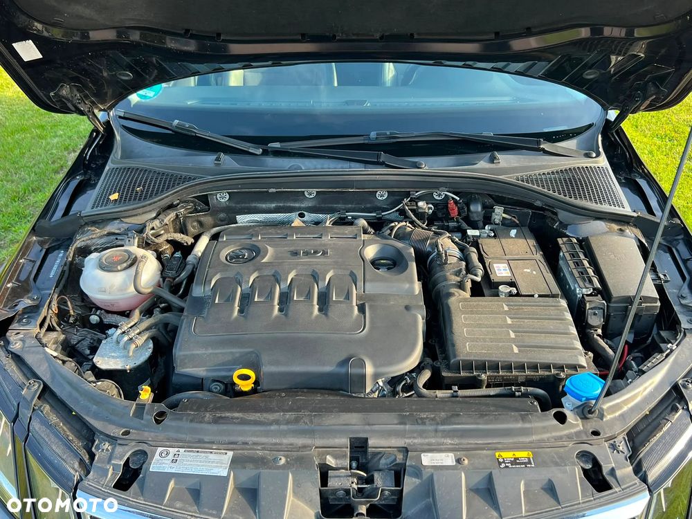 Skoda Octavia 2.0 TDI DSG Premium Edition - 39