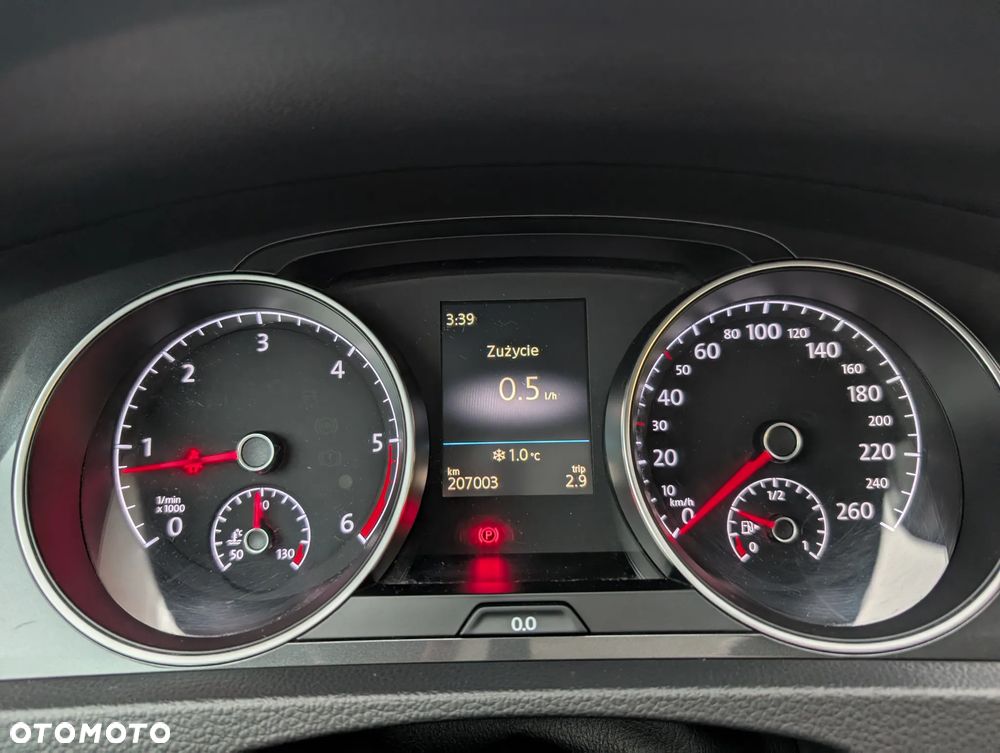 Volkswagen Golf 1.6 TDI BMT Comfortline - 21