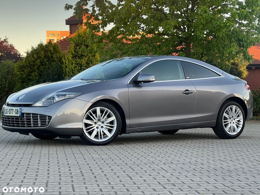Renault Laguna dCi 180 FAP GT - 2
