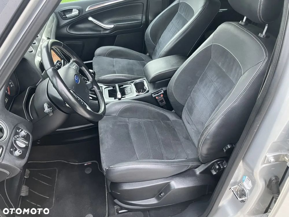 Ford Galaxy 2.0 TDCi Titanium - 19