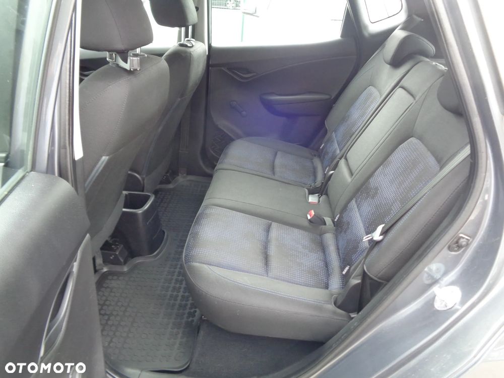 Hyundai ix20 1.4 Comfort - 14