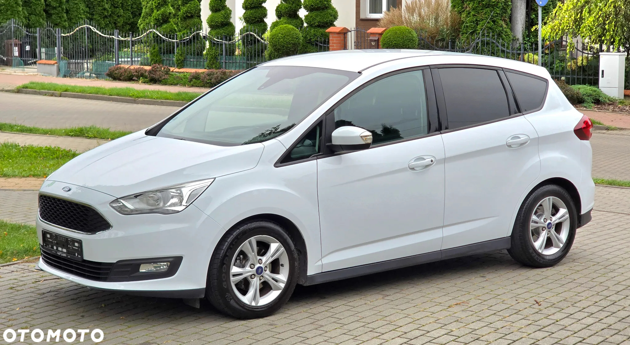 Ford C-MAX 1.6 Ti-VCT Titanium - 2
