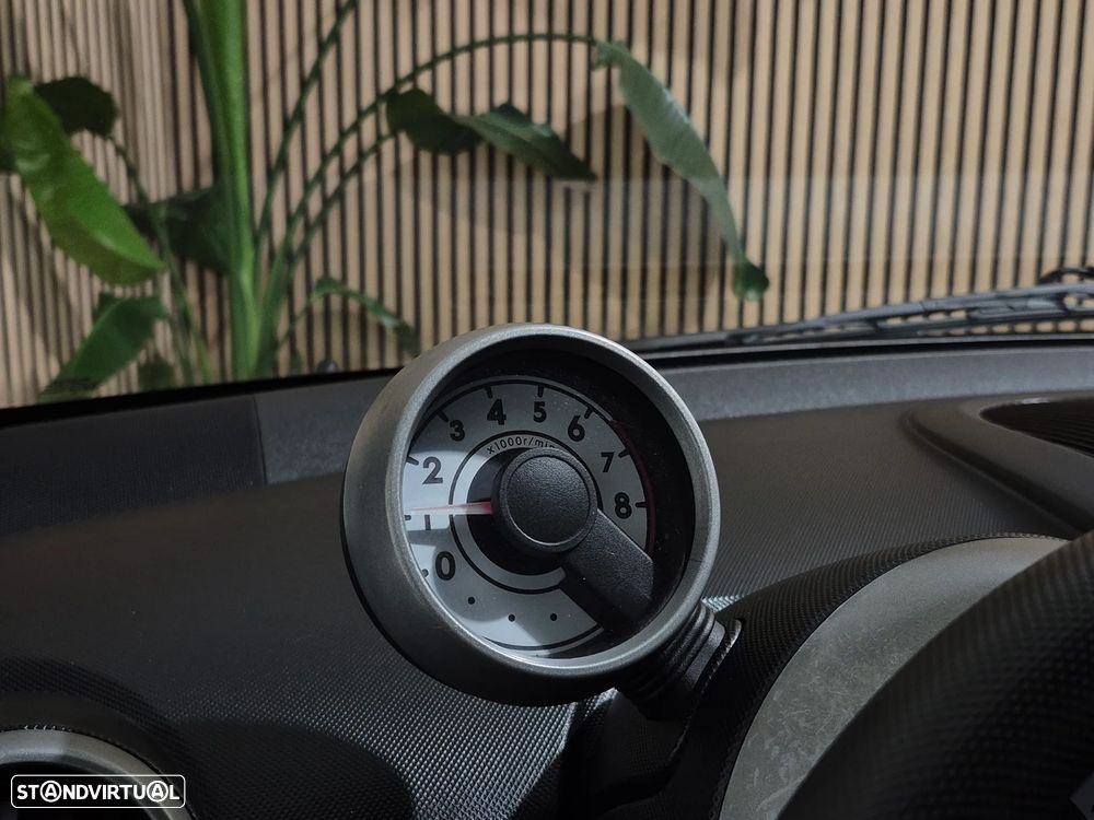 Toyota Aygo 1.0 Plus Sport Pack MM - 9