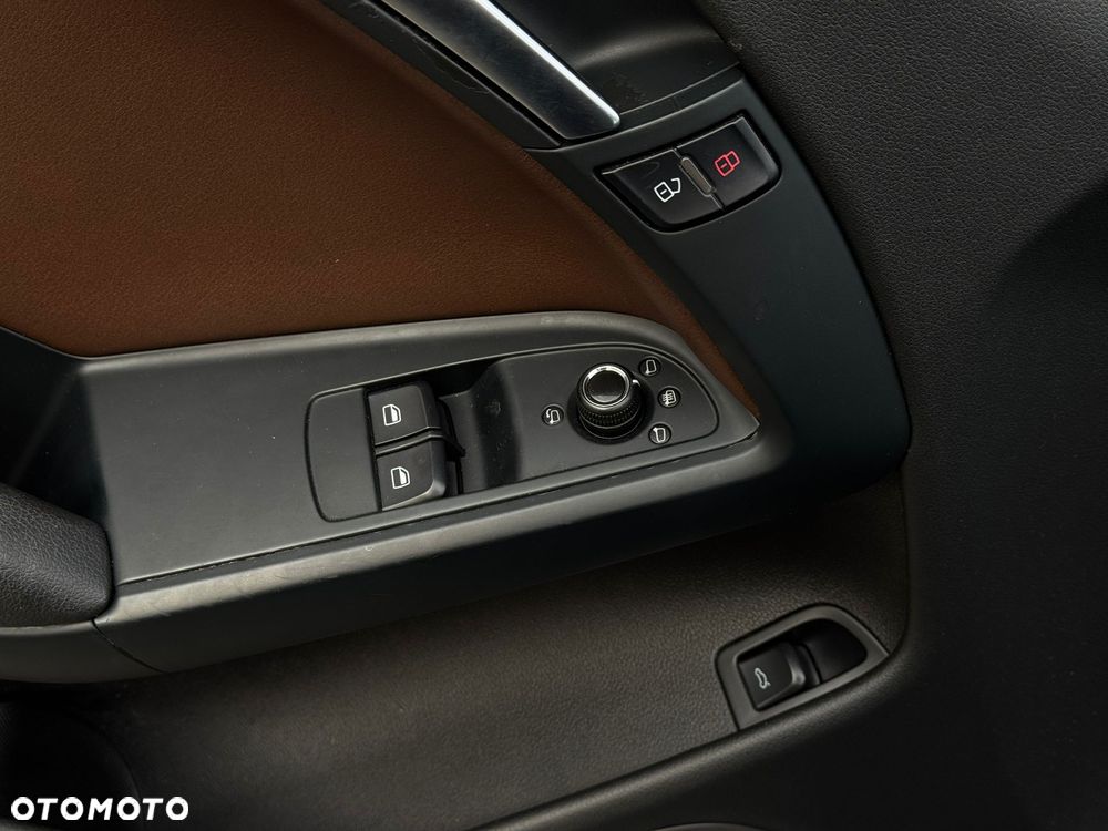 Audi A5 Coupé 3.0 TDI DPF quattro - 25