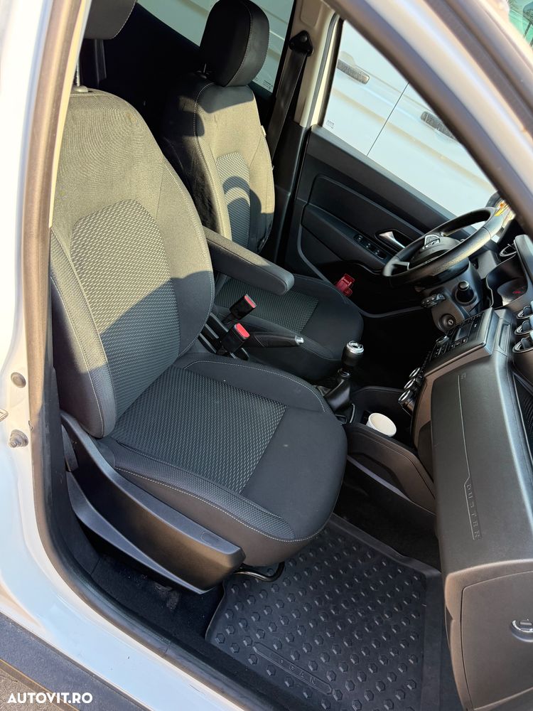 Dacia Duster 1.5 Blue dCi 4WD Prestige - 33