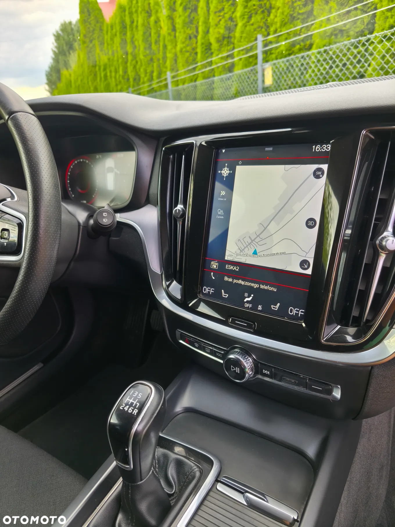 Volvo V60 D3 Drive-E R-Design Momentum - 26