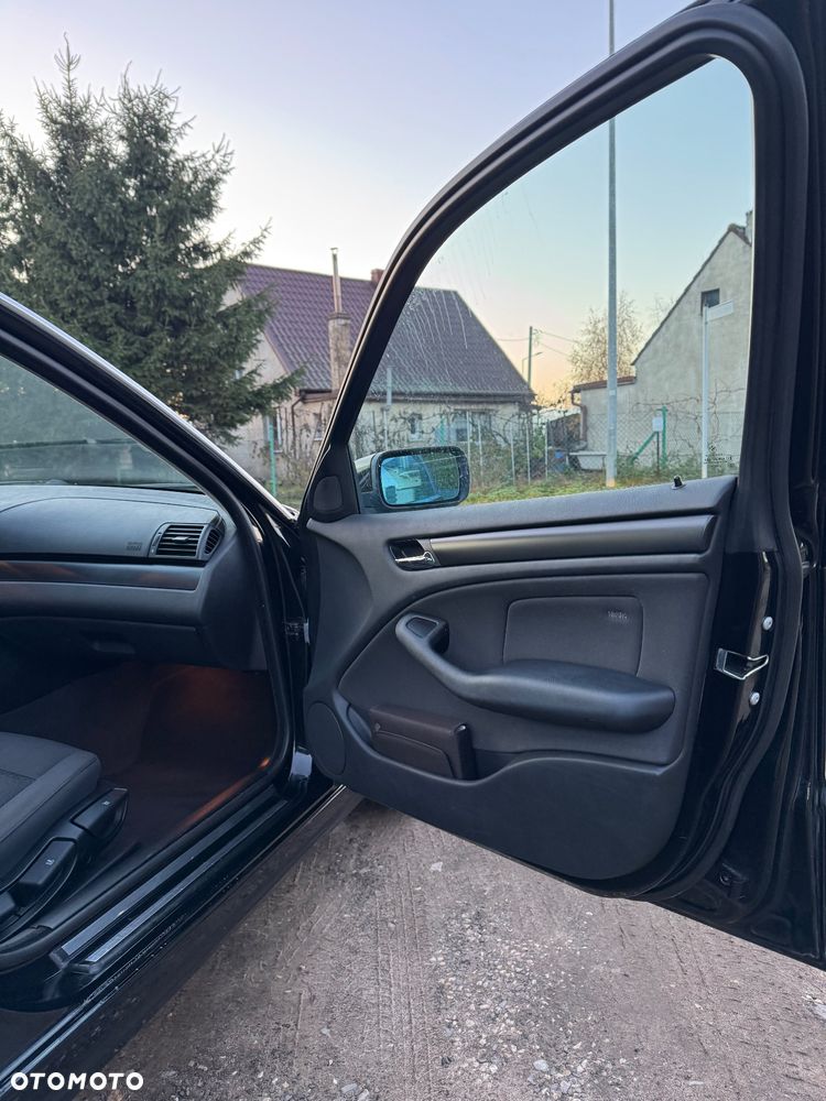 BMW Seria 3 316i Edition Exclusive - 17