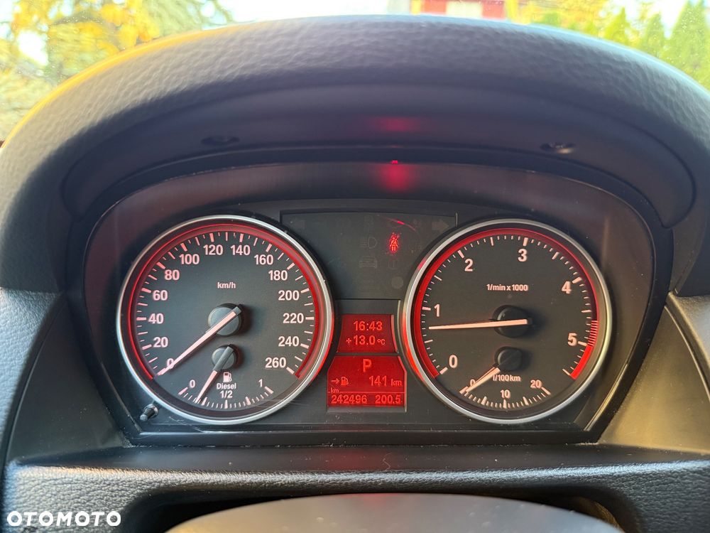 BMW X1 sDrive20d Sport Line - 33