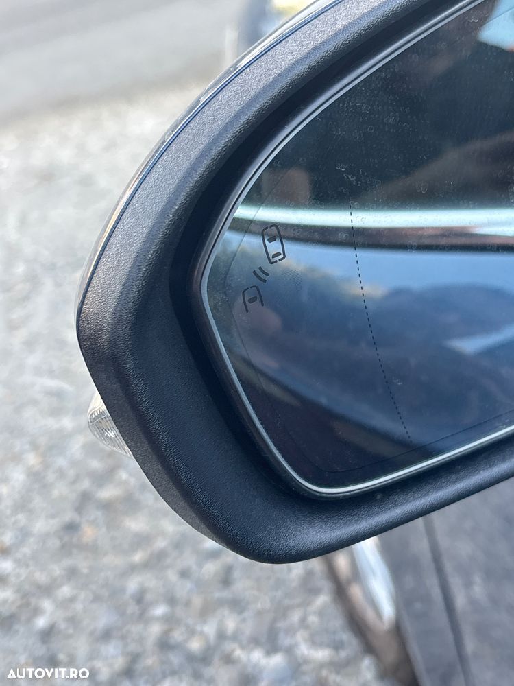 Ford Mondeo 2.0 HEV Titanium - 10