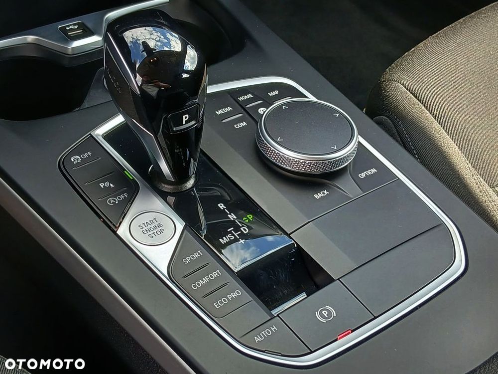 BMW Seria 1 - 21