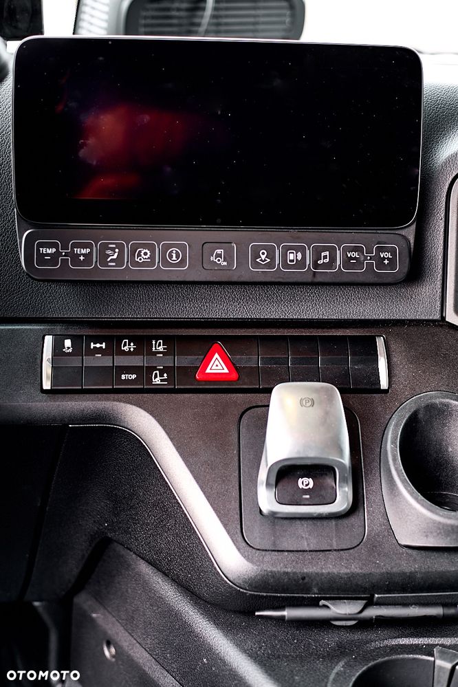 Mercedes-Benz ACTROS - 8