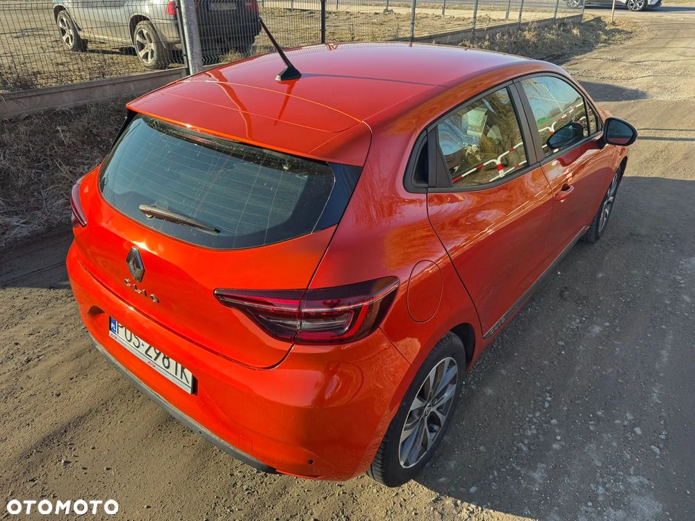 Renault Clio - 19