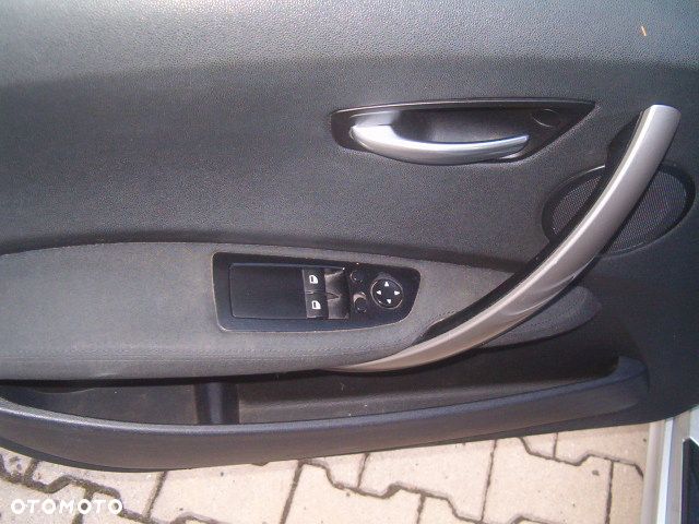 BMW Seria 1 - 22