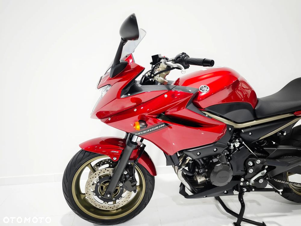 Yamaha XJ - 17