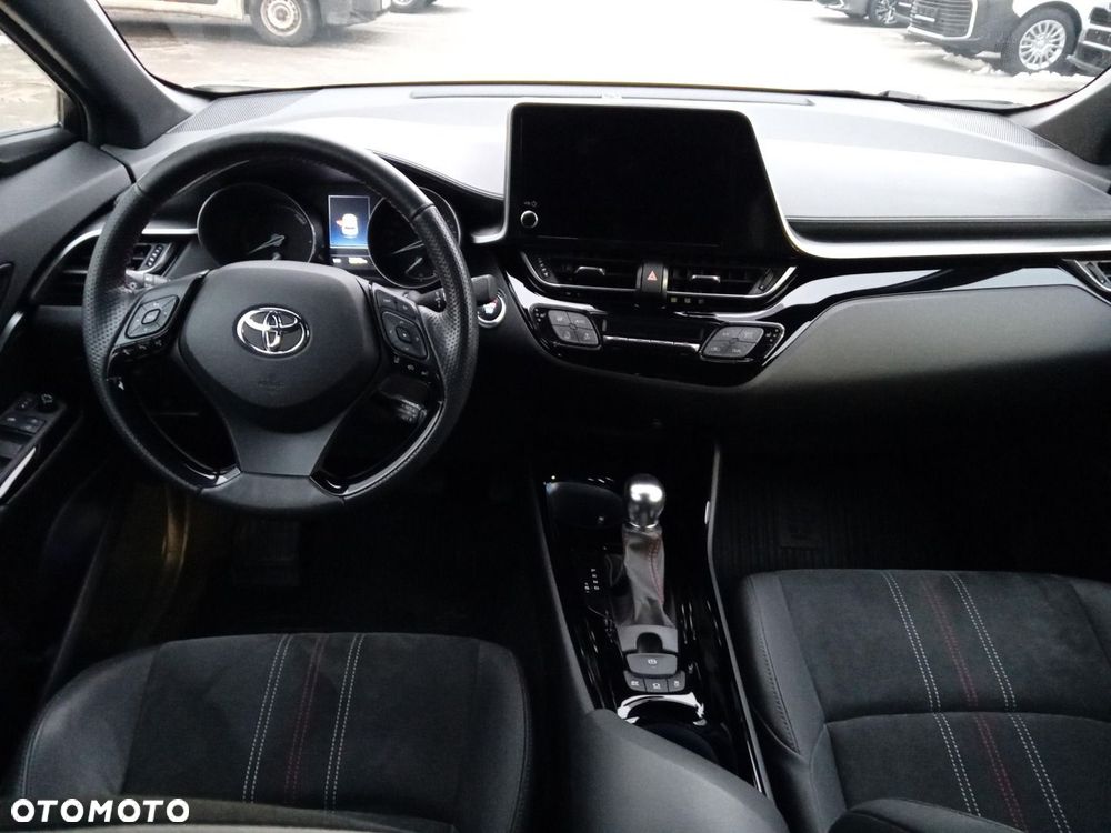 Toyota C-HR - 15