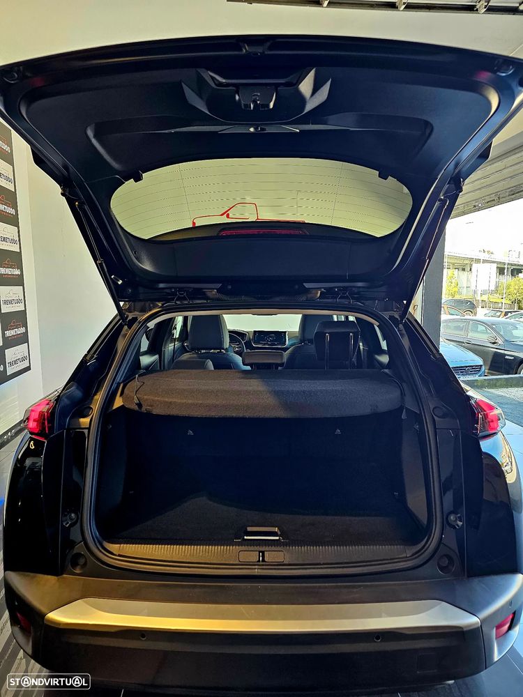 Peugeot e-2008 Allure Pack - 6