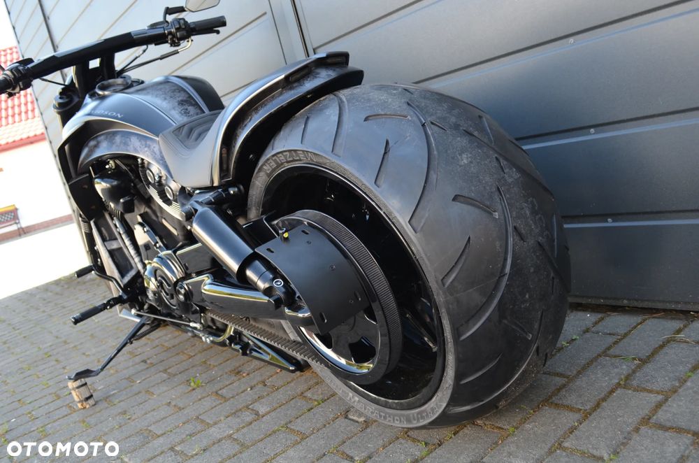 Harley-Davidson V-Rod Night Rod - 24