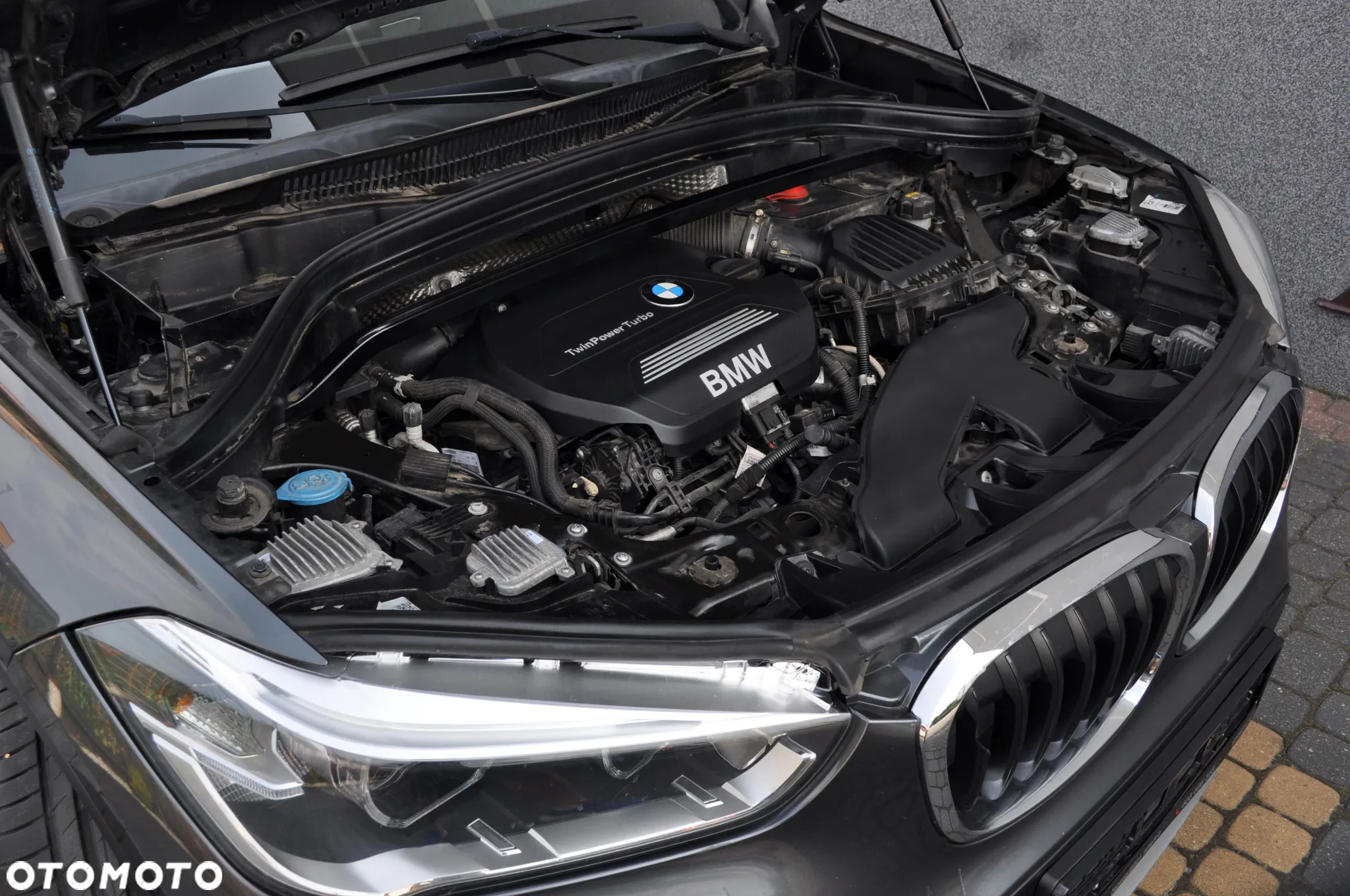 BMW X1 xDrive18d Business Edition - 12