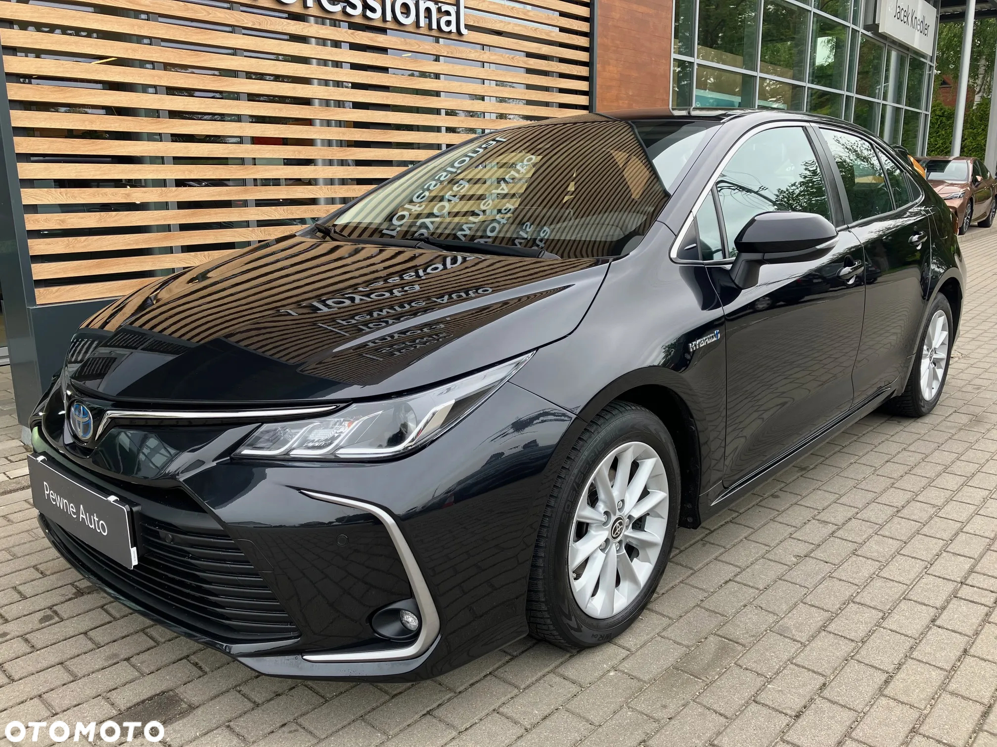 Toyota Corolla 1.8 Hybrid Comfort - 2