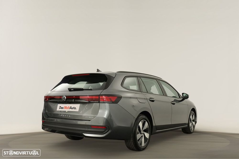 VW Passat Variant 1.5 TSI eHybrid DSG - 4