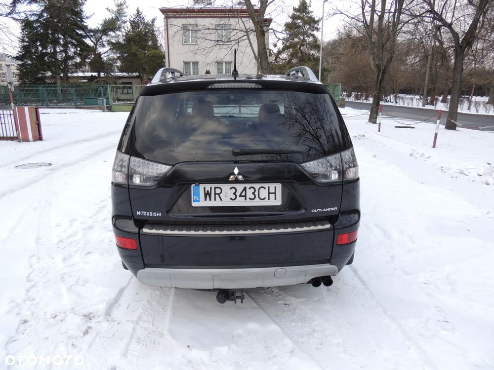 Mitsubishi Outlander 2.0 DID Instyle NAVI - 6