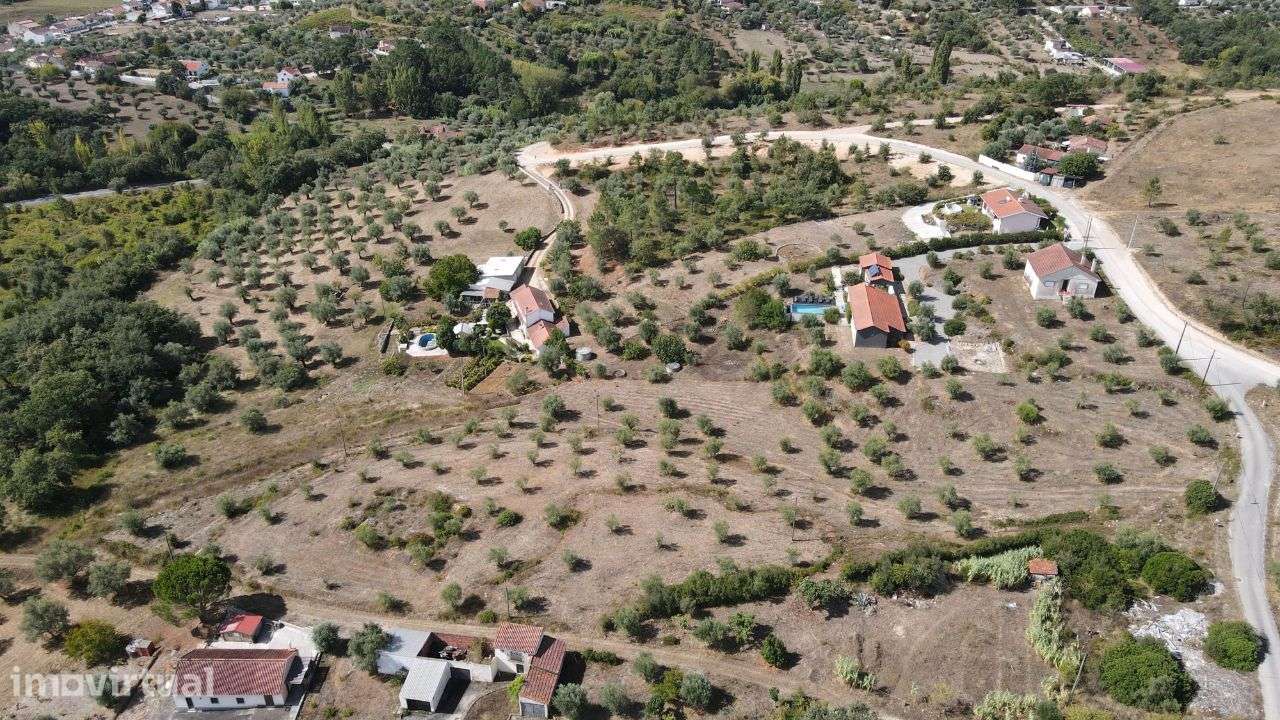 Terreno para construção - Grande imagem: 2/6
