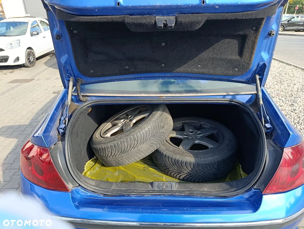 Peugeot 407 - 11