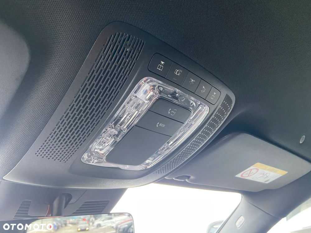 Mercedes-Benz GLA 200 AMG Line - 15