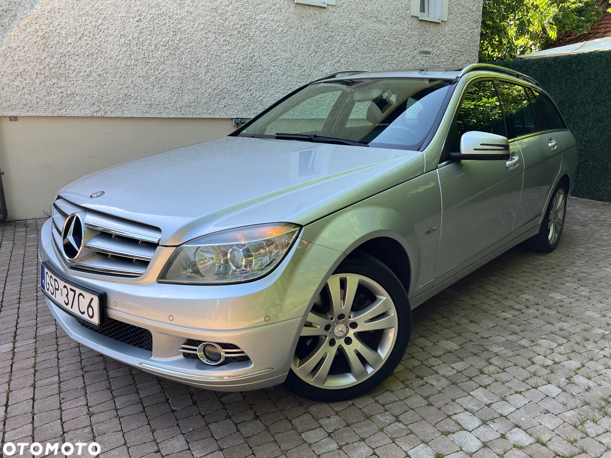 Mercedes-Benz Klasa C 180 T BlueEFFICIENCY 7G-TRONIC Elegance - 6