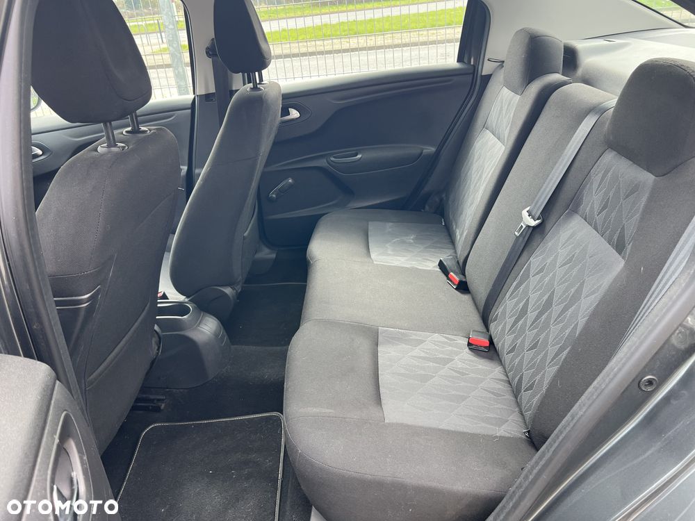 Citroën C-Elysée 1.6 HDi Seduction - 22