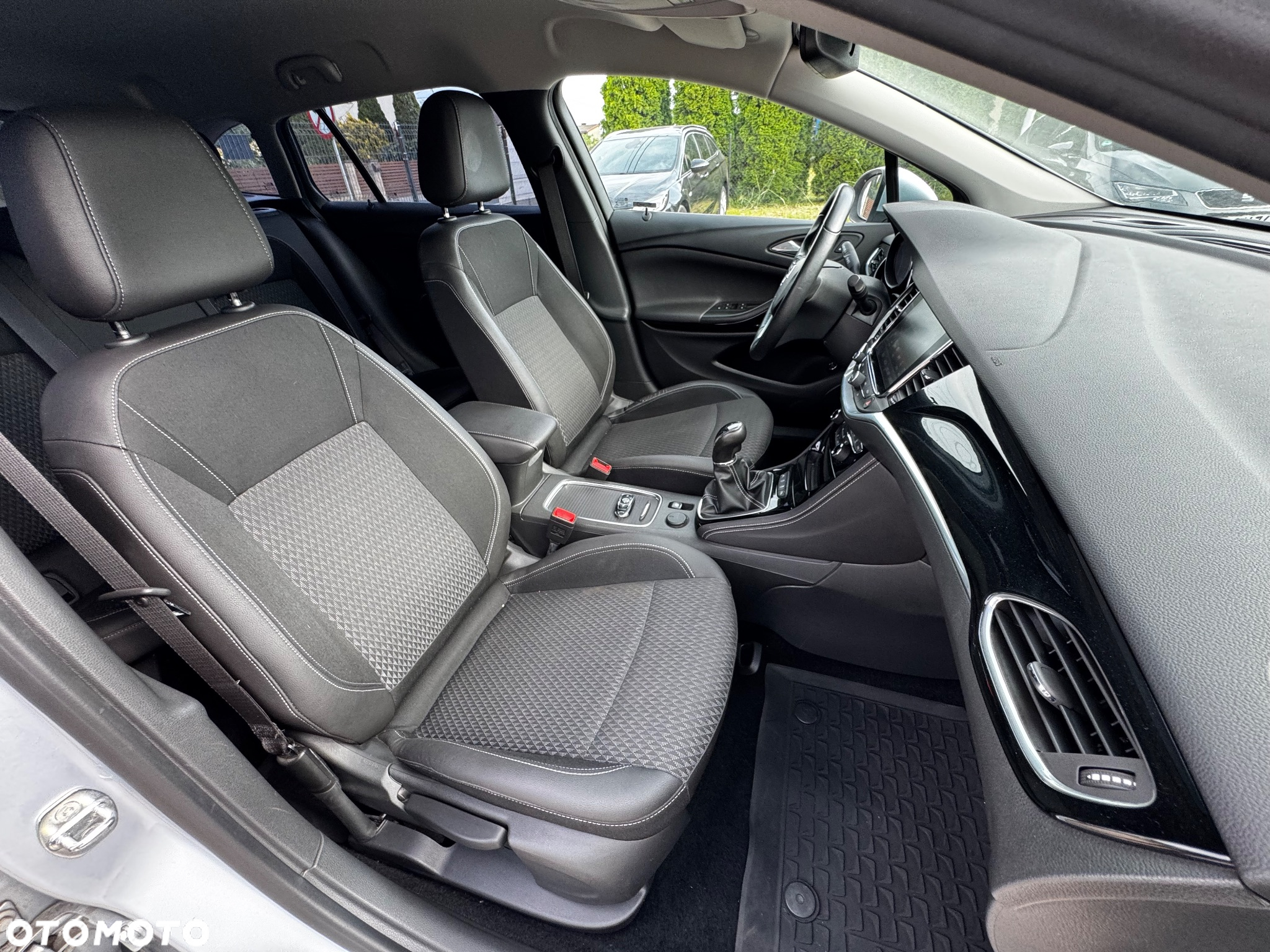 Opel Astra 1.4 Turbo Dynamic - 38